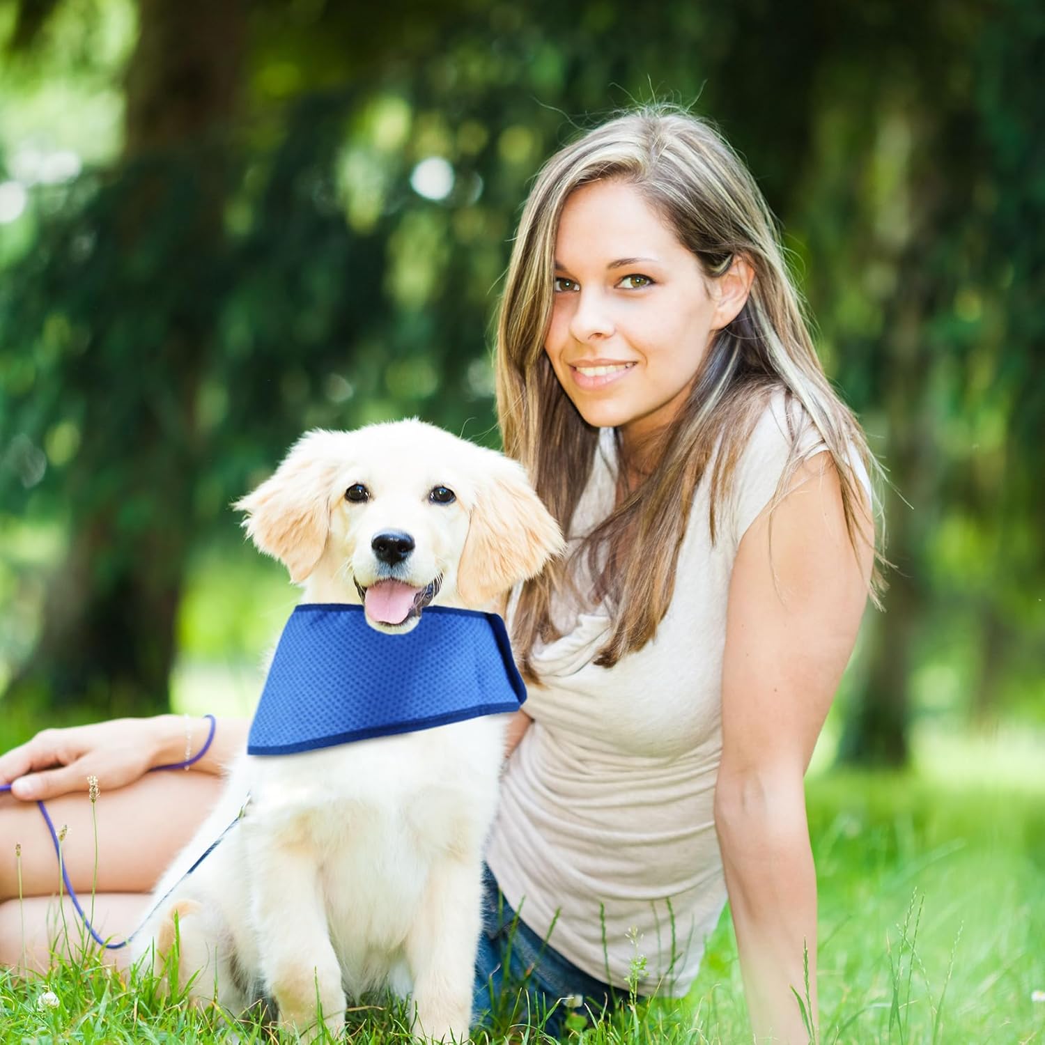 Pet cooling collar offers a quick and effective way to cool your pet in hot weather and prevent overheating. Cooling-gel-pad-breathable material- 8 hours of cooling- foldable-portable-small-medium-large